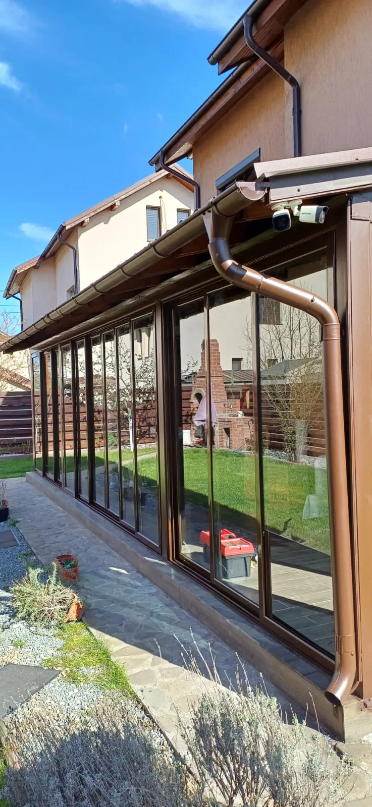 Închideri Terase cu Sticlă Securizată 