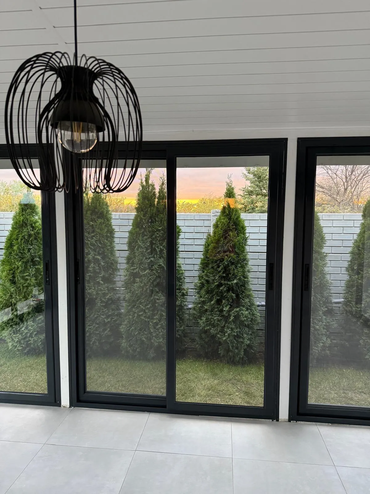 Închideri Terase cu Sticlă Securizată 