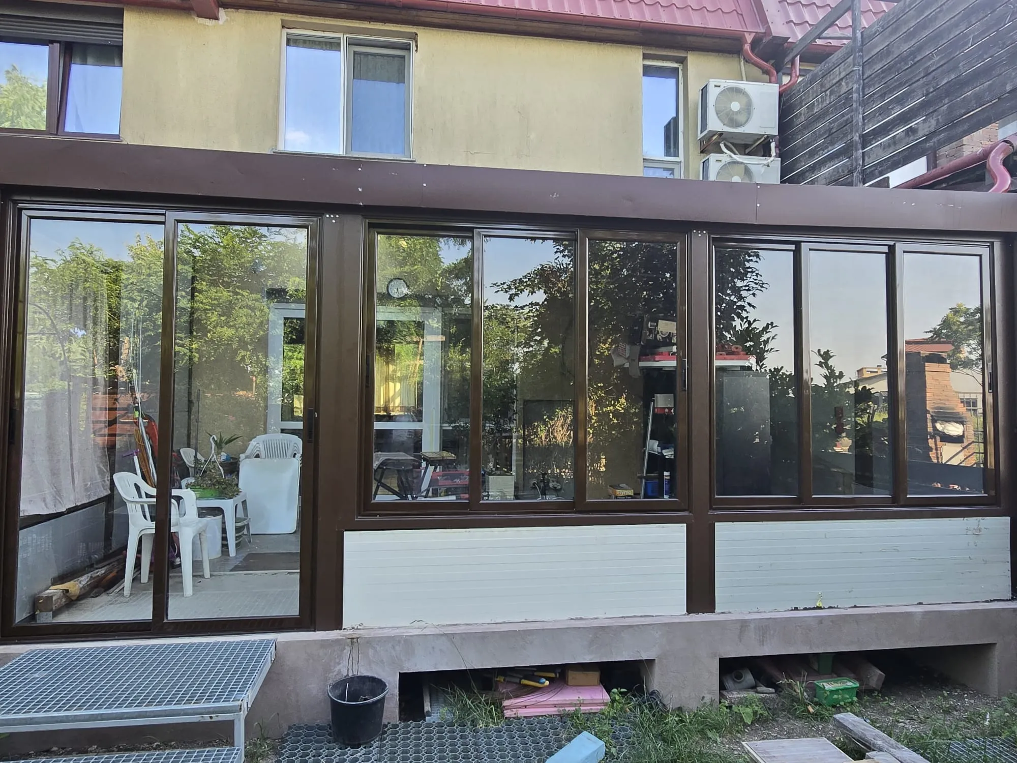 Închideri Terase cu Sticlă Securizată 