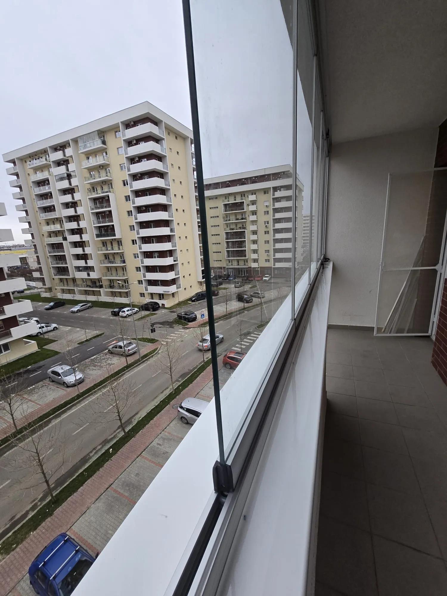 Închideri Balcoane cu Sticlă Securizată