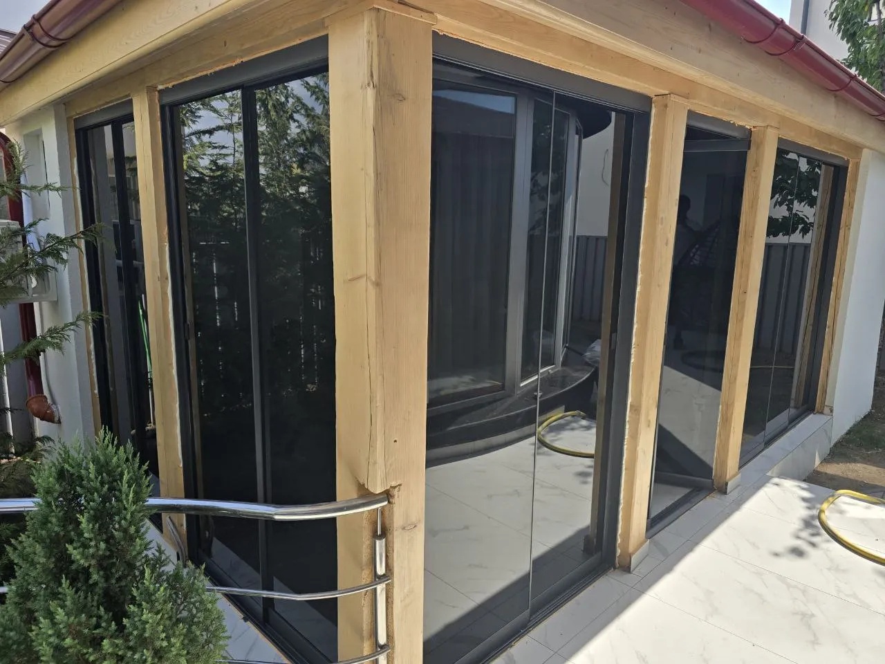 Închideri foișoare