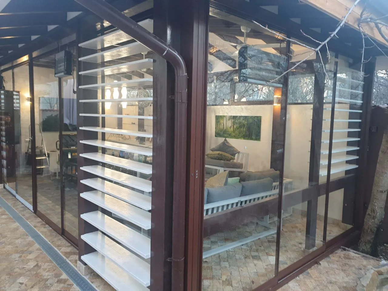 Închideri foișoare