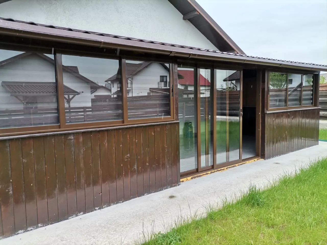 Închideri foișoare