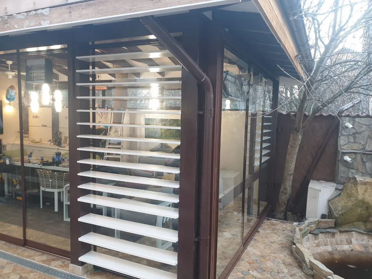 Închideri foișoare