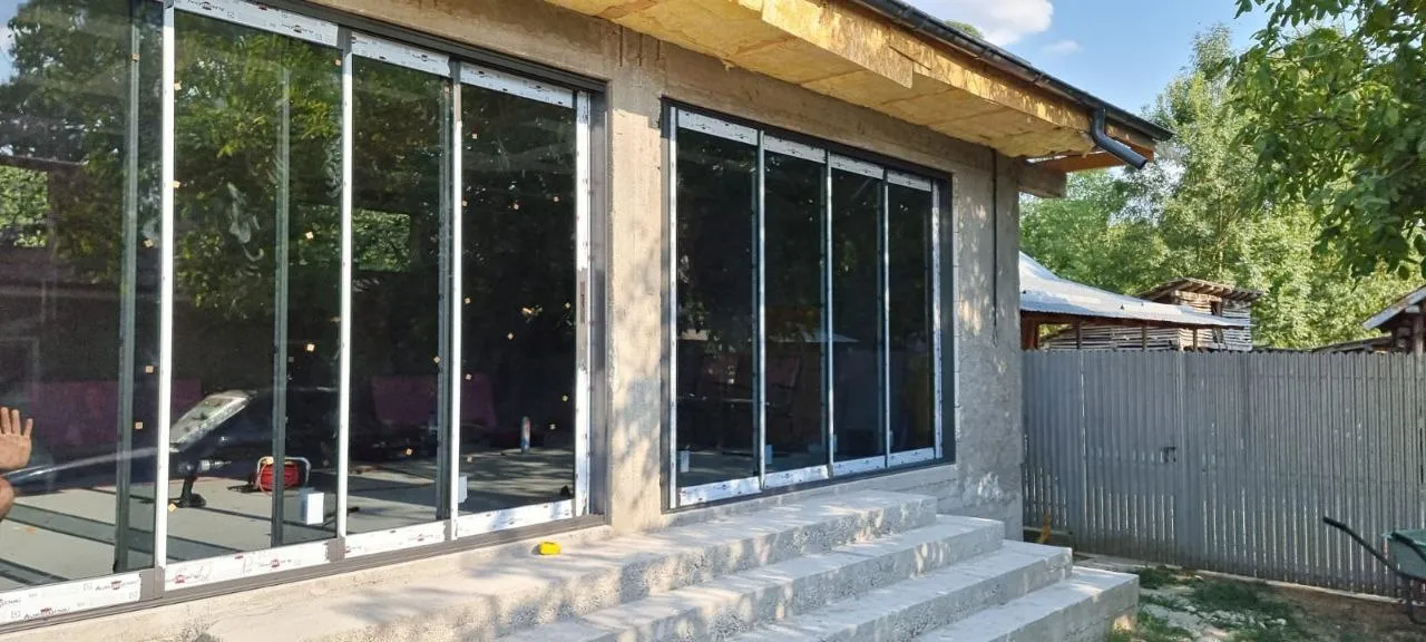 Sisteme glisante din aluminiu