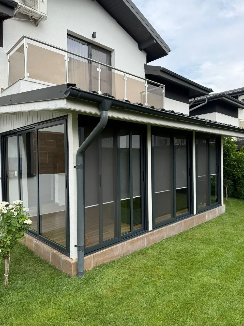 Sisteme glisante din aluminiu