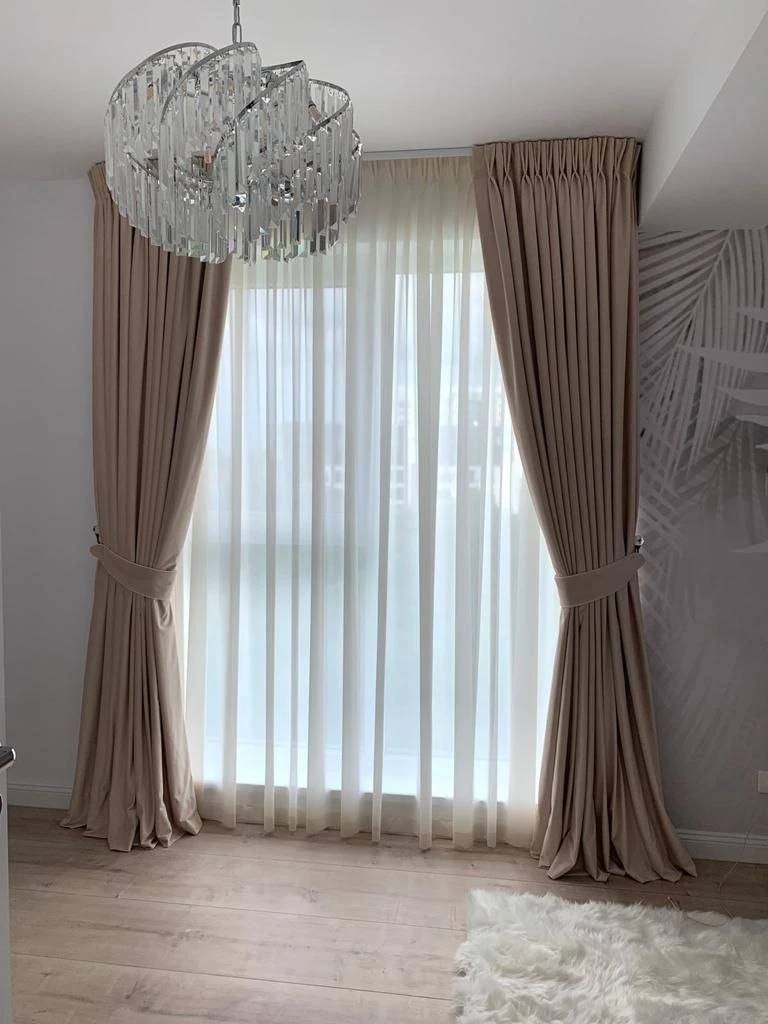 Perdele și draperii